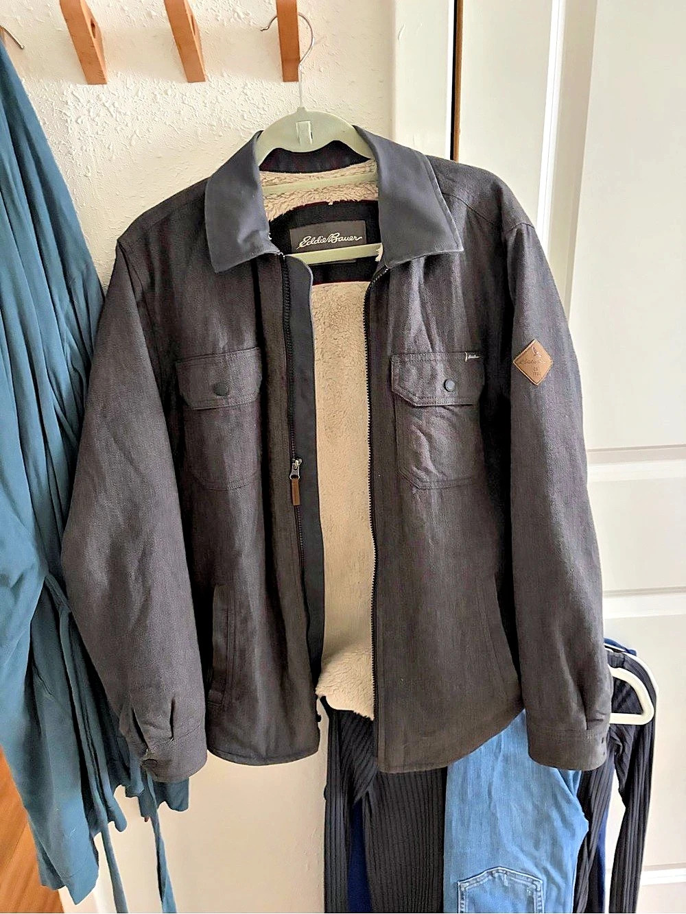 Eddie Bauer Outdoor jacket Gray Size Small